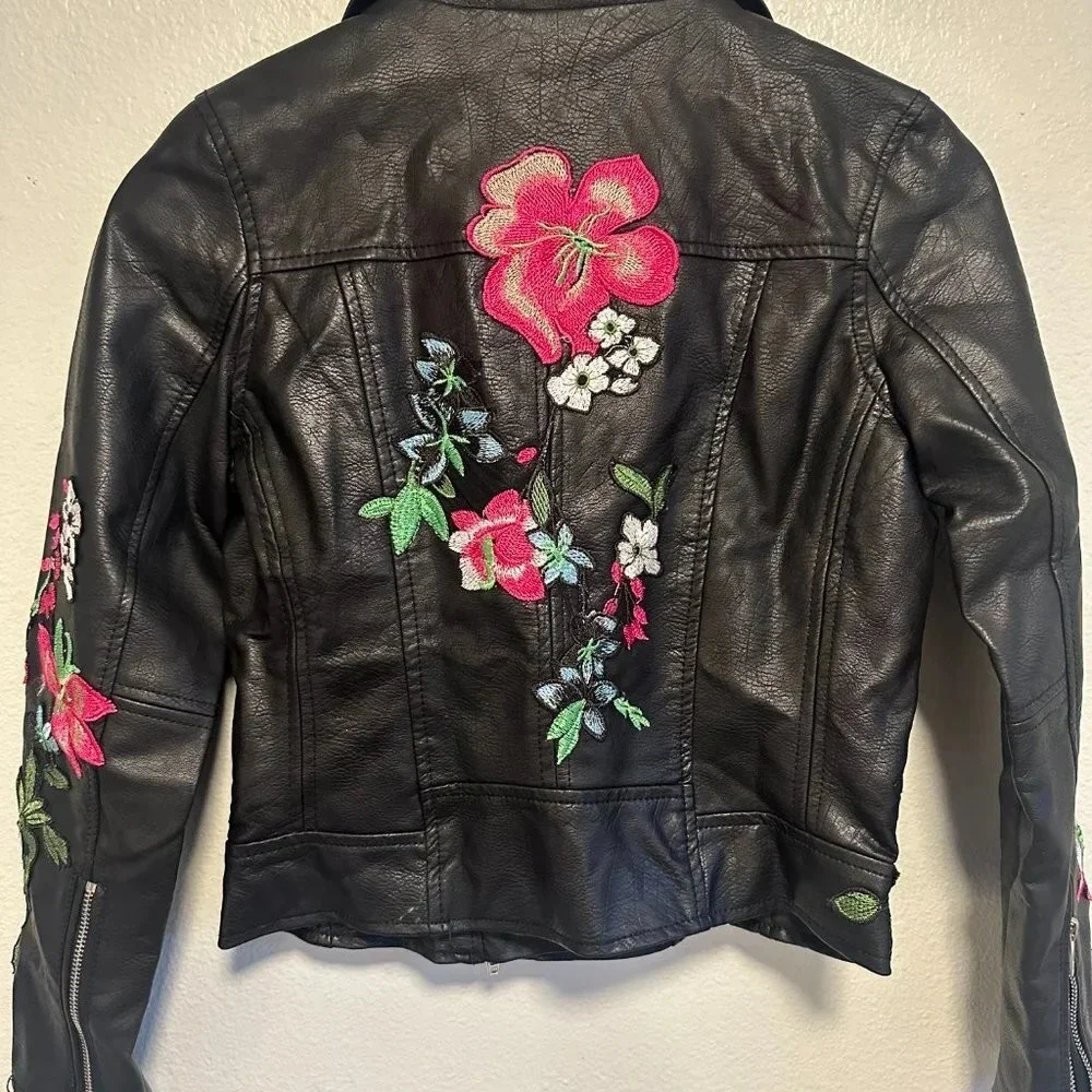 BLANKNYC - Girls Embroidered Floral Faux Leather Moto Jacket in Large